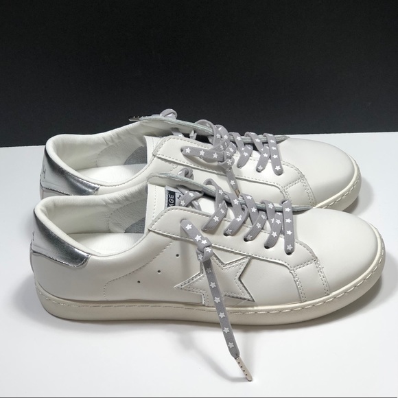 🎉🎉HP🎉🎉 Vintage Havana Bianca Betsy Sneakers - Picture 11 of 13